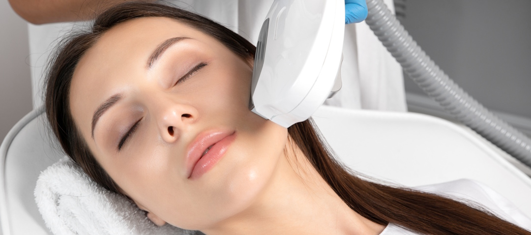 8 Reasons to Get IPL Treatment At Cosmetic Laser Centers This Winter